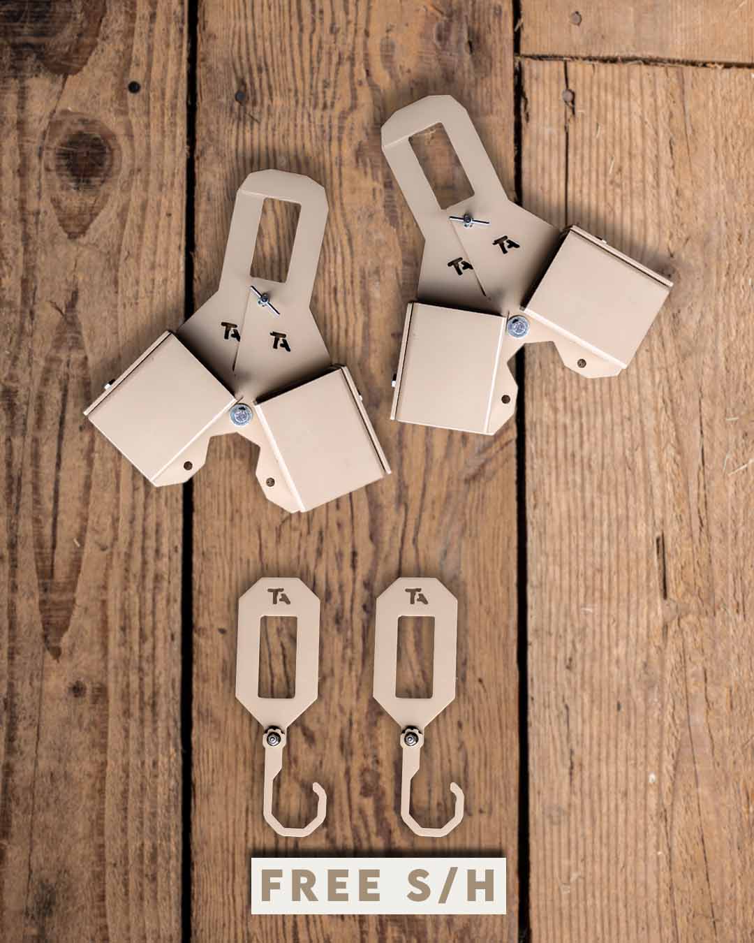 Deluxe Brackets and Armored Hooks